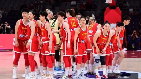 加纳足协确认：奎罗斯教练续约，国家队新篇章即将开启